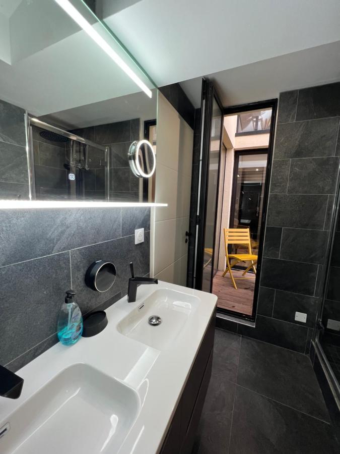 Les Suites De Stanislas Jacuzzi & Spa Nancy Exteriör bild
